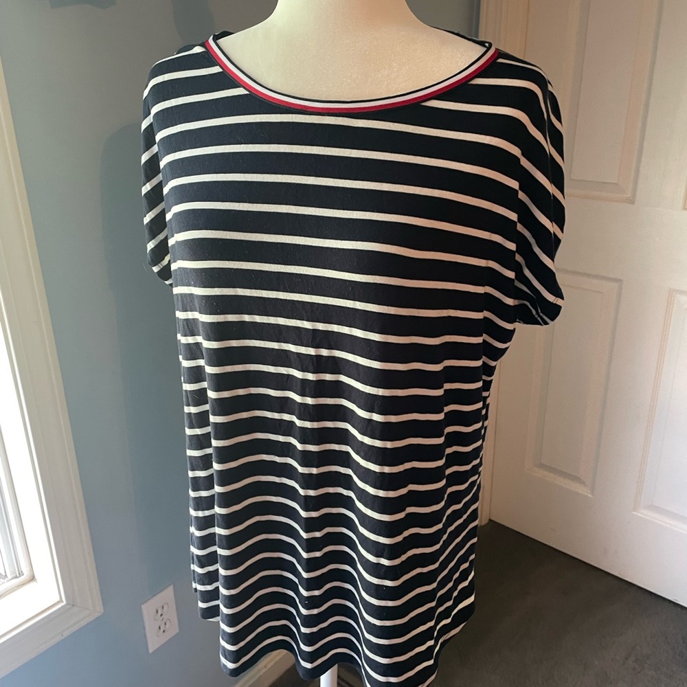 Tommy Hilfiger size Large Striped Navy and White Women's Top EUC